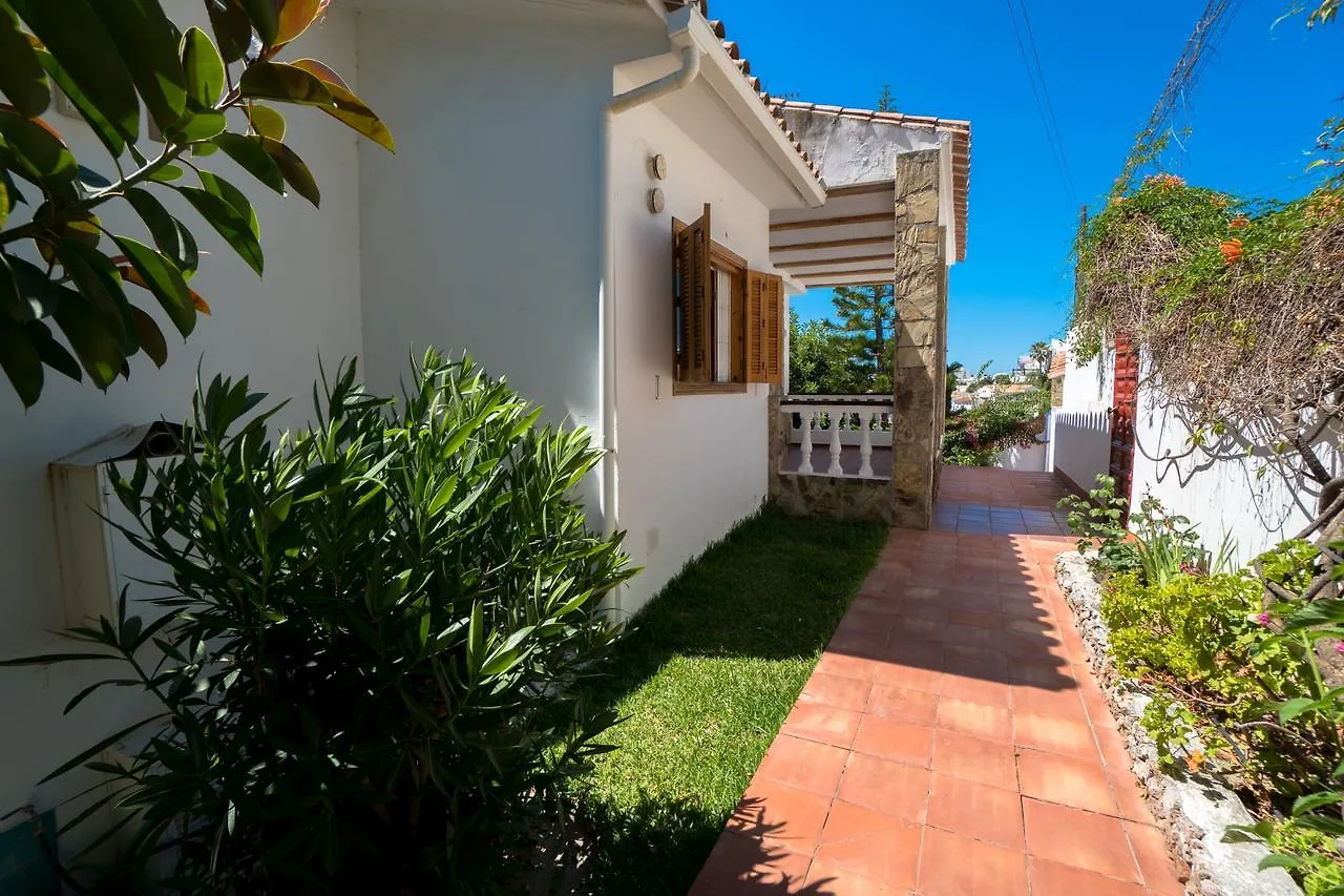 Villa Colina Menyber Nerja Spagna